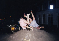 Women falling from the sky 01